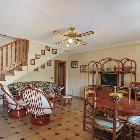 度假居 Cozy In With House Sea View